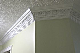 flower and rope moulding